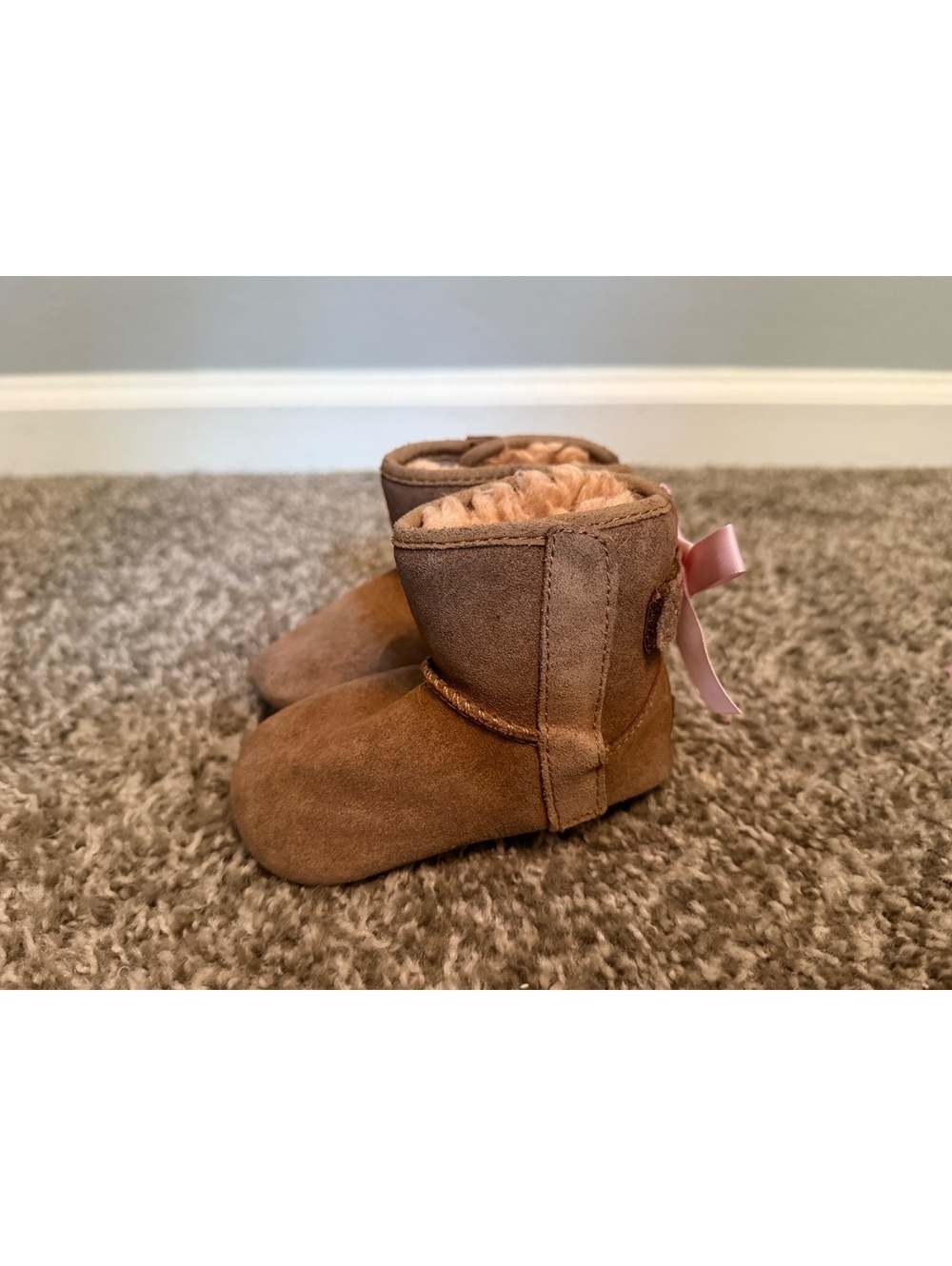 UGG Jesse Baby Bow Booties Infant Size 2/3